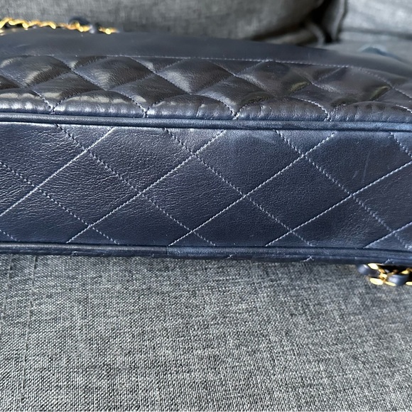 Authentic chanel - Picture 5 of 11